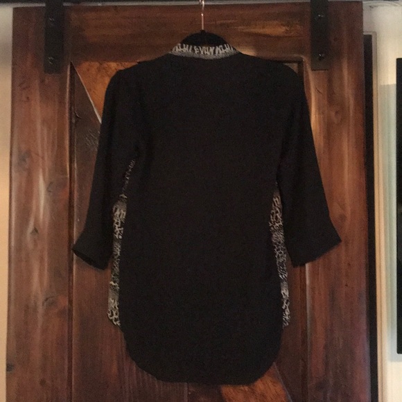 Button up top - Picture 2 of 2